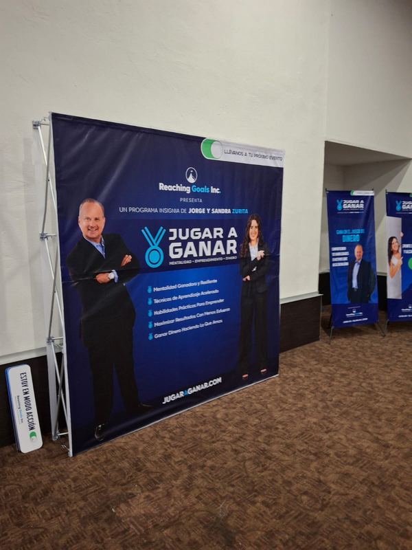 Reaching Goals — Pared programa Jugar a Ganar producido por Punto Clave en Monterrey