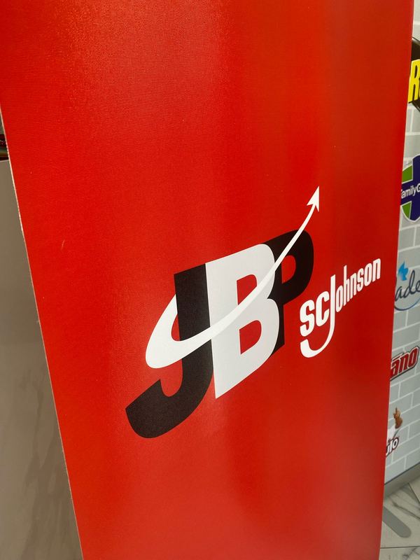 SC Johnson · JBP — Detalle banner corporativo producido por Punto Clave en Monterrey
