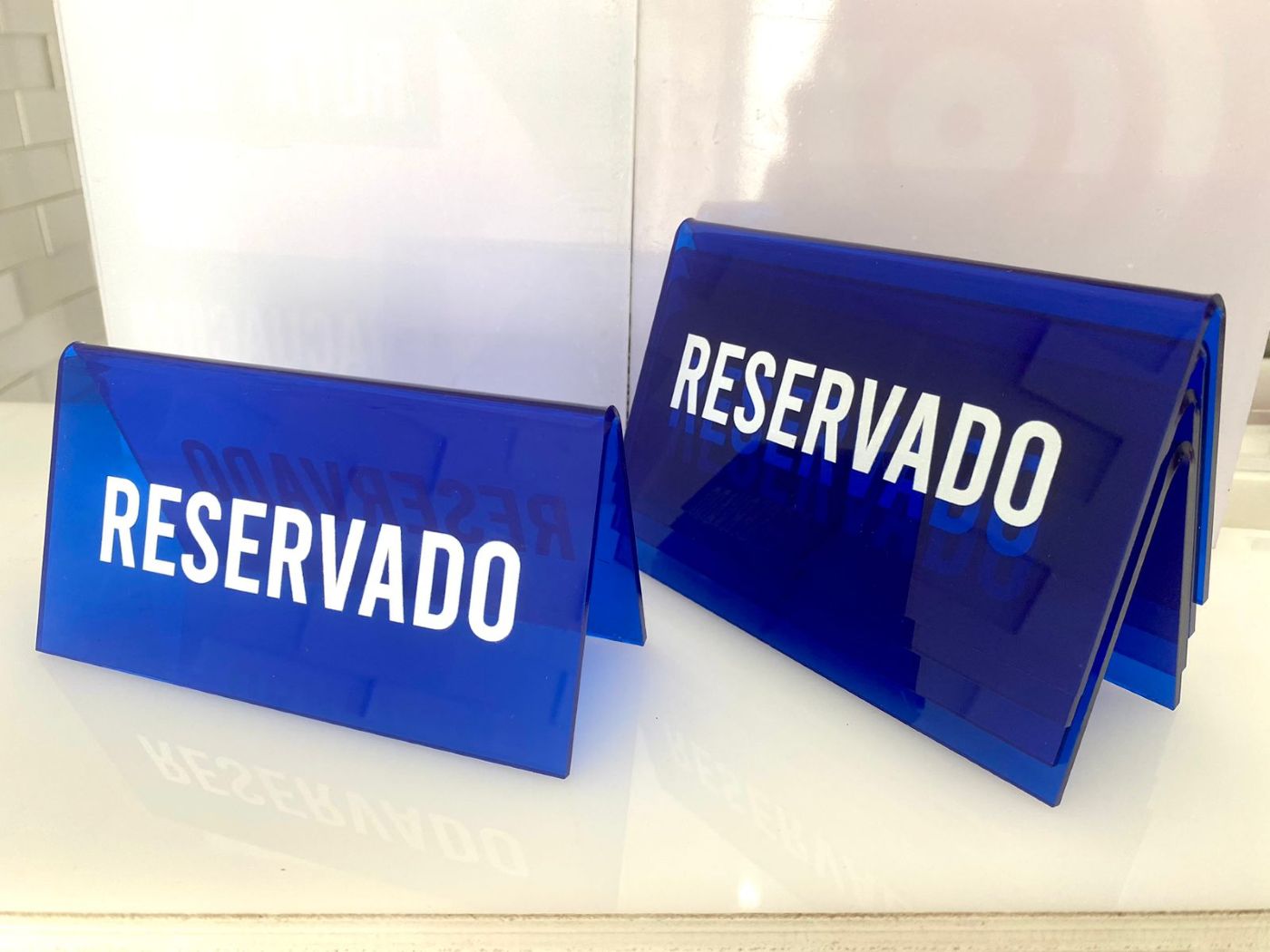 Pieza de acrílico a la medida fabricada en Monterrey