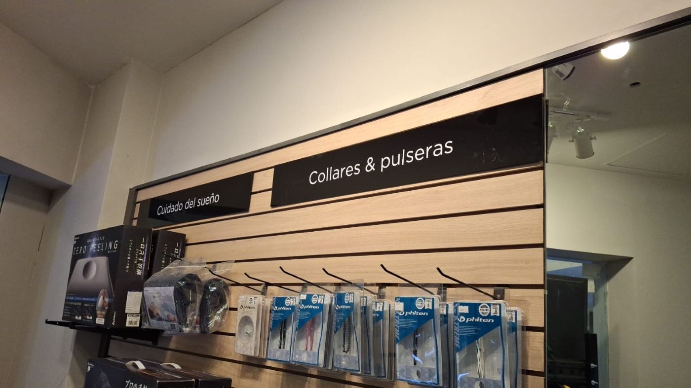 Trabajo personalizado en acrílico - Punto Clave Monterrey