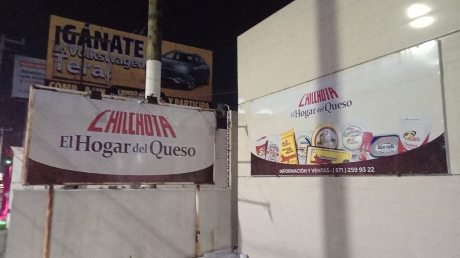 Chilchota — lona promocional de punto de venta, producida por Punto Clave en Monterrey