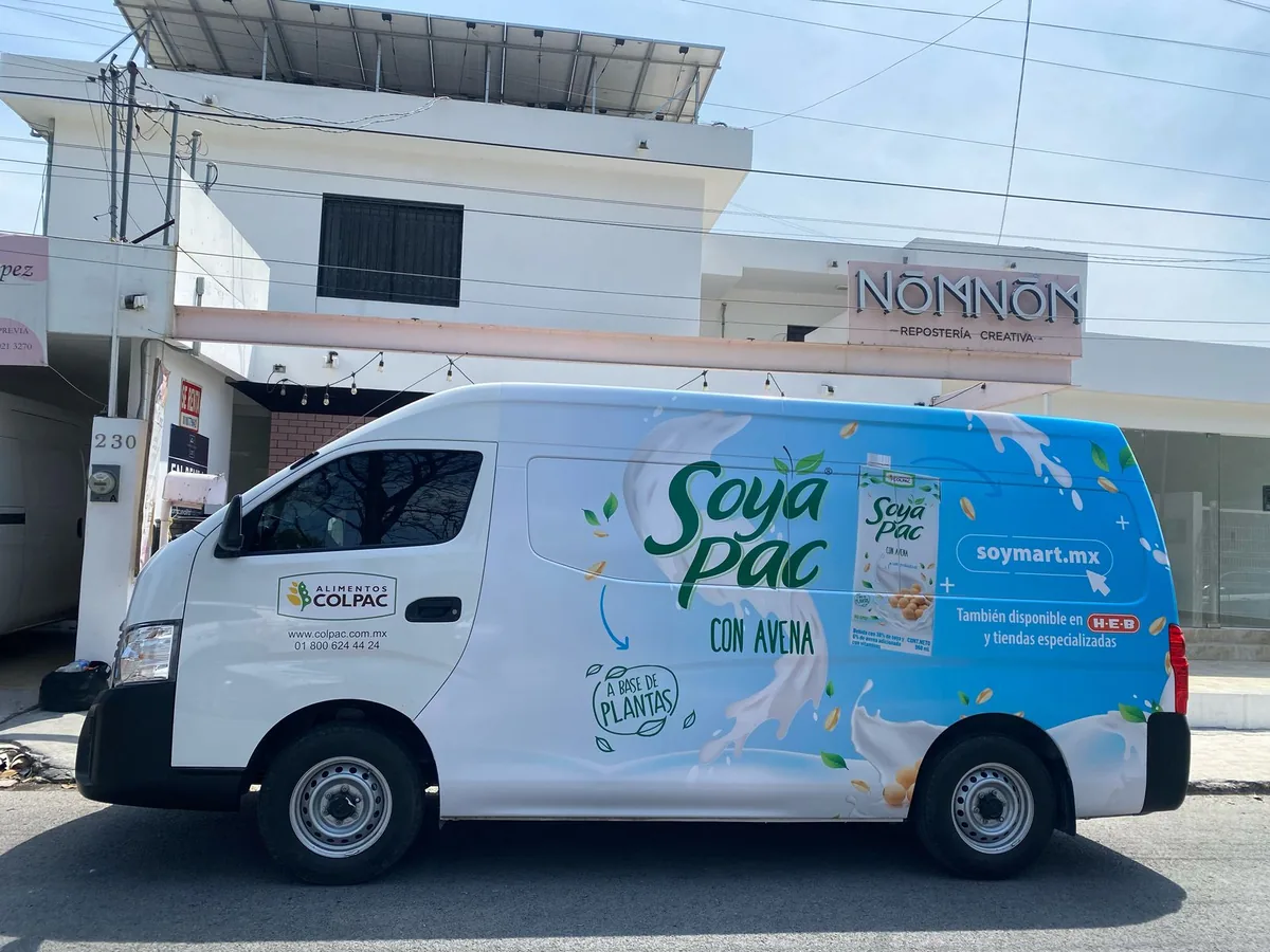Alimentos Colpac (Soya Pac) — Rotulación vehicular por Punto Clave Monterrey