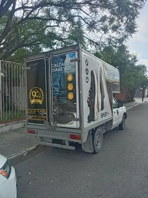 Comando Manufacturing Group — rotulación vehicular Monterrey