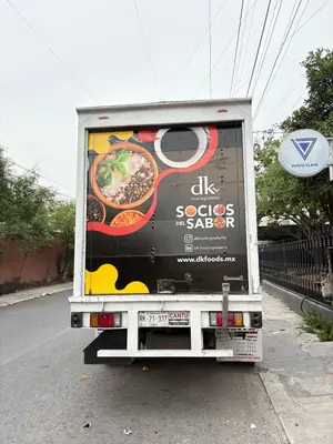 DK Food Ingredients — camion trasera puntoclave
