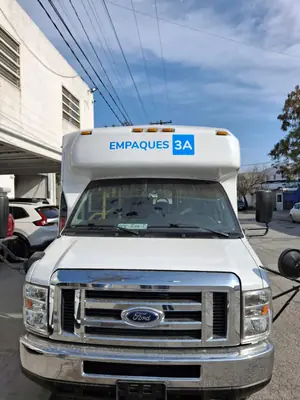 Empaques 3A — Transporte de Personal — autobus frontal ford