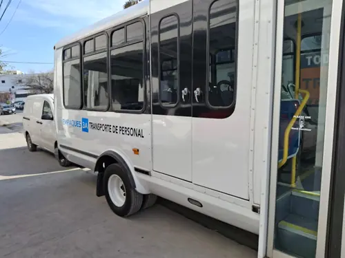 Empaques 3A — Transporte de Personal — autobus lateral detalle