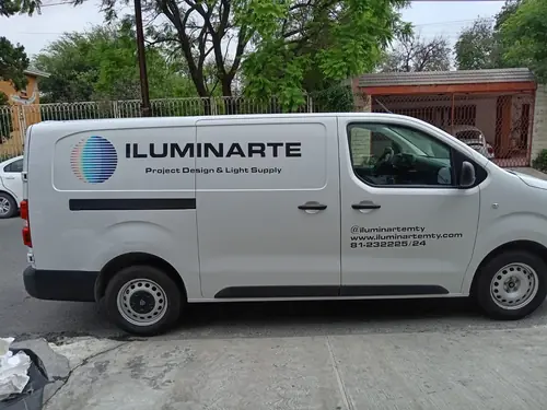 Iluminarte — van trasera puntoclave