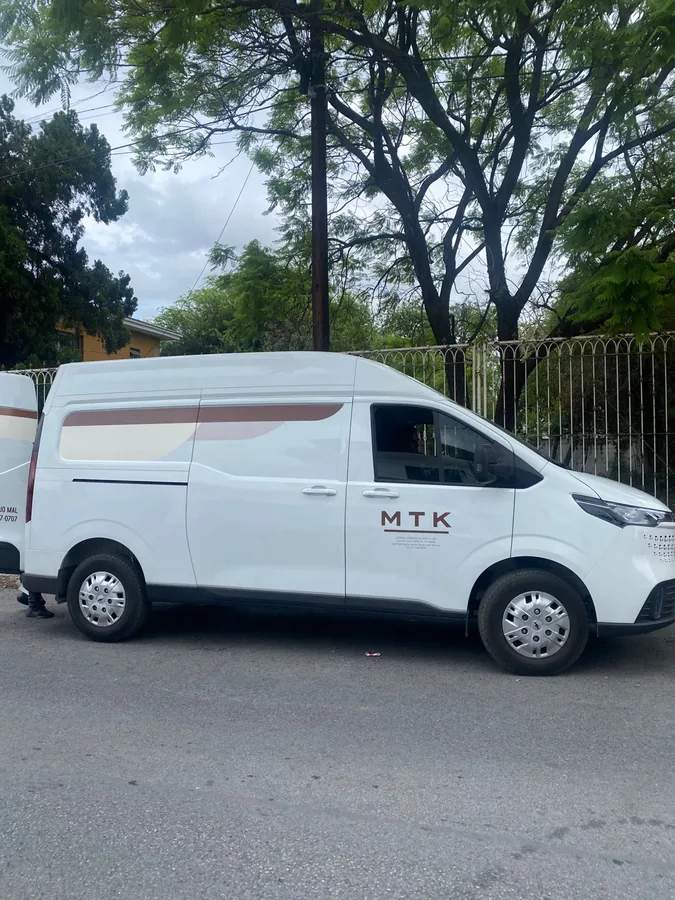 MTK — Manufacture Textile Knitting — Rotulación vehicular por Punto Clave Monterrey
