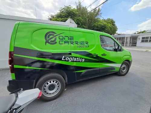 One Carrier Logistics — rotulación vehicular Monterrey