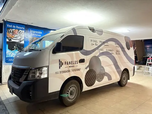 Paneles México — urvan frontal