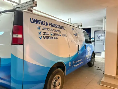 R&R Pro Cleaning — van lateral puntoclave